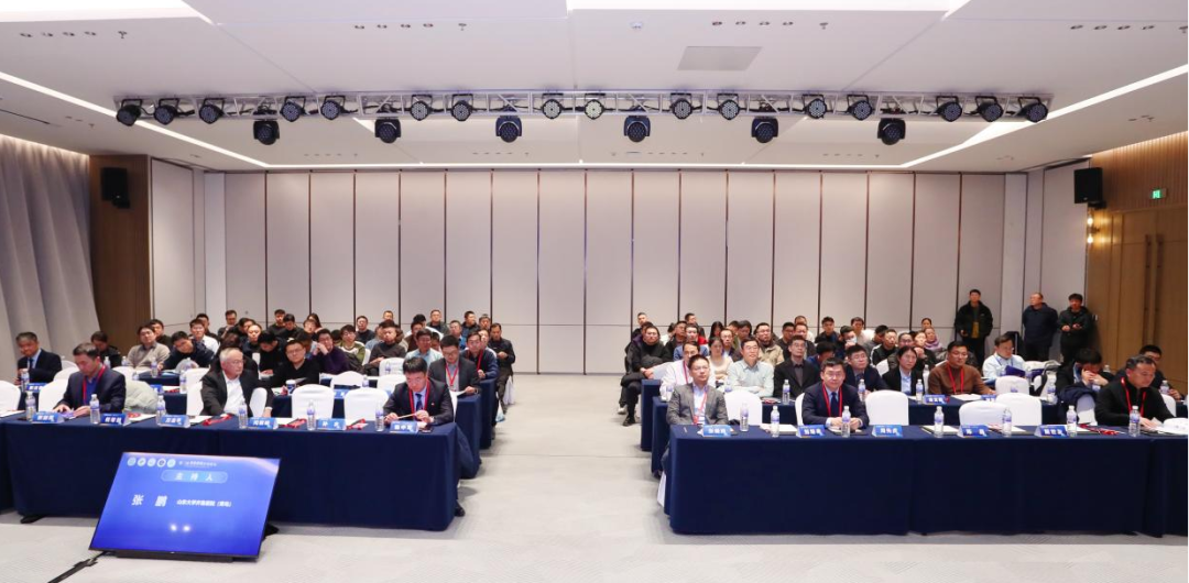 ��۹ǿ����ң���̽��ϥǰ�أ�ɽ����ѧ��³ҽԺ���ൺ������ϥ���ġ�������ʽ�ɹ��ٰ�